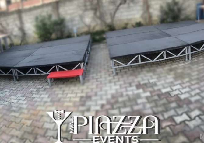 Ofrojme Karrige, Tavolina dhe Podium me qera perr evente te ndryshme dhe dasma