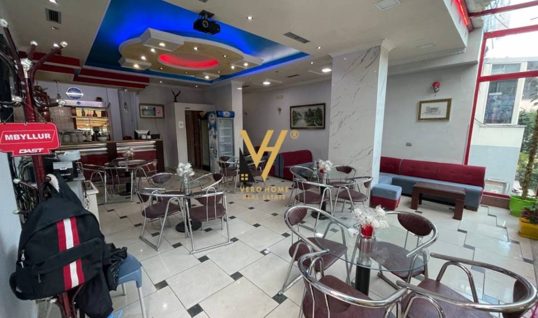 JEPET BAR KAFE ME QERA NE DON BOSKO 45.000 LEKE