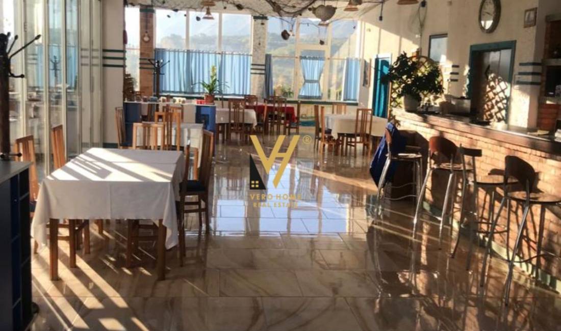 JEPET BAR – RESTORANT 1200 M2 ME QERA TE TEGU 5.000 EURO