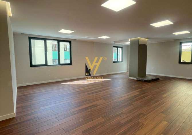 Business Property in Sale 3+1 in Tirana - 399,000 Euro