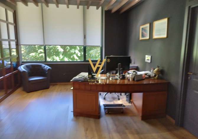 Business Property in Sale 3+1 in Tirana - 806,490 Euro