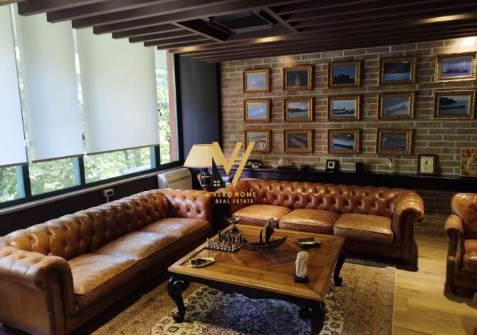 Business Property in Sale 3+1 in Tirana - 806,490 Euro
