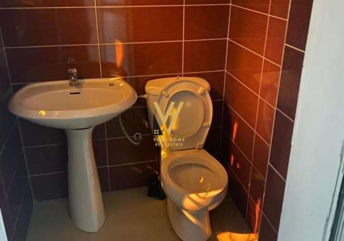 Ambient biznesi me qera 1+1 ne Tirane - 400 Euro