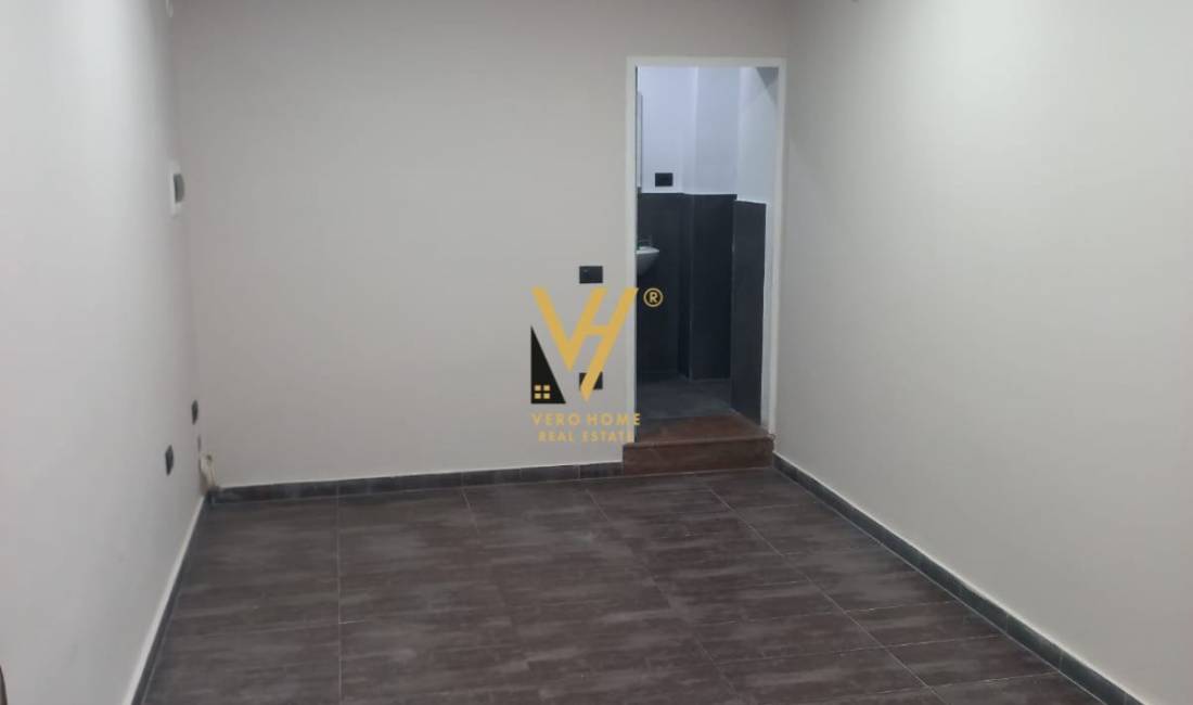 SHITET DYQAN 33 M2 TEK SHKOLLA HARRY FULTZ 75.900 EURO