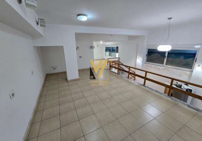 Ambient biznesi me qera 3+1 ne Tirane - 650 Euro