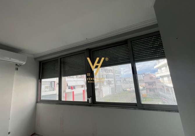 Ambient biznesi me qera 3+1 ne Tirane - 500 Euro