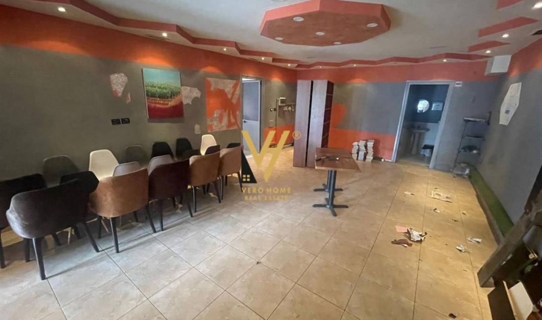 JEPET AMBIENT 123 M2 ME QERA TE QYTETI I STUDENTIT 450 EURO