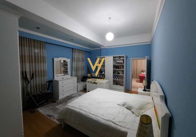 Ambiente Commerciale in Vendita 1+1 a Pogradec - 800,000 Euro