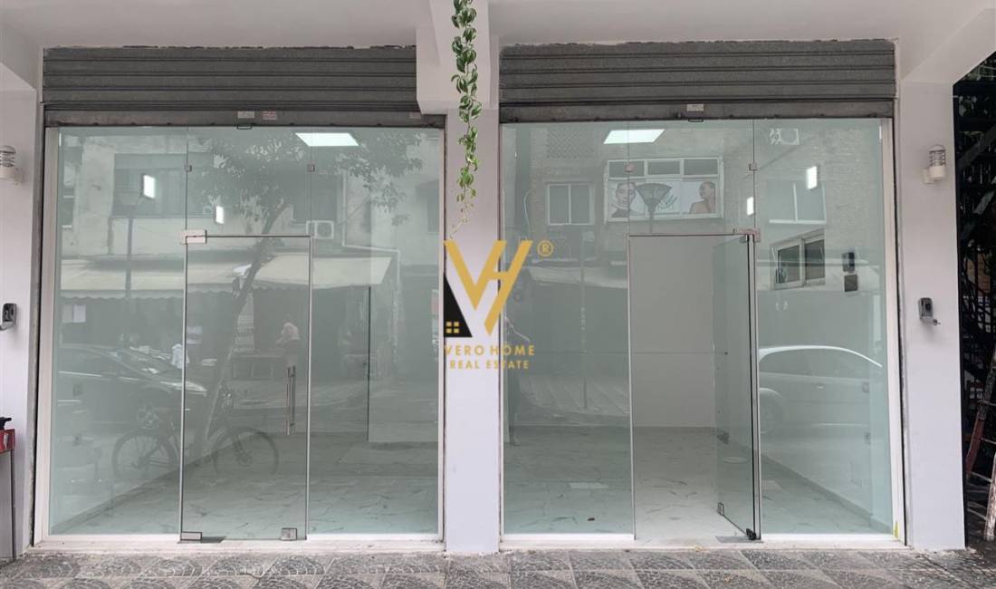 JEPET DYQAN 50 M2 ME QERA TEK ZOGU I ZI 500 EURO