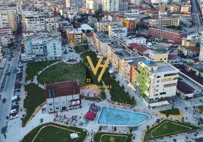 Ambiente Commerciale in Vendita 1+1 a Fier - 96,000 Euro