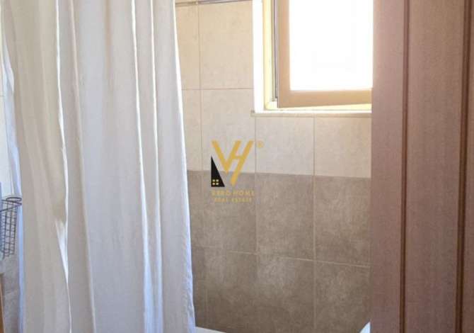 Shtepi ne shitje Apartament ne Fier, 2+1, Mobilimi E mobiluar, Pagesa 90,000  Euro.