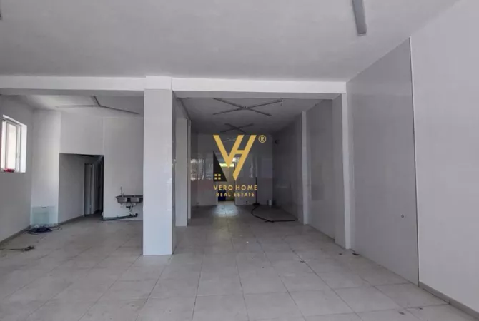 Business Property for Rent 1+1 in Tirana - 800 Leke