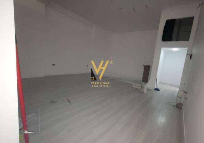 Business Property in Sale 1+1 in Tirana - 165,000 Euro