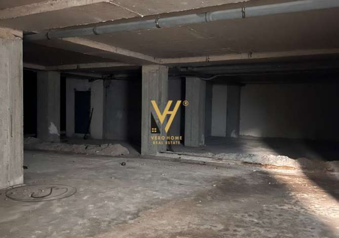 Business Property for Rent 1+1 in Tirana - 3,000 Euro