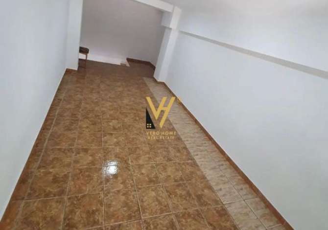 Business Property for Rent 1+1 in Tirana - 30,000 Leke