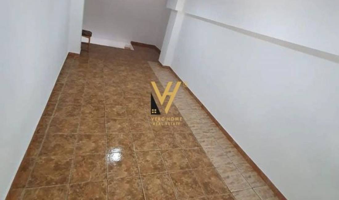 JEPET DYQAN 20 M2 ME QERA NE KOMBINAT 30.000 LEKE