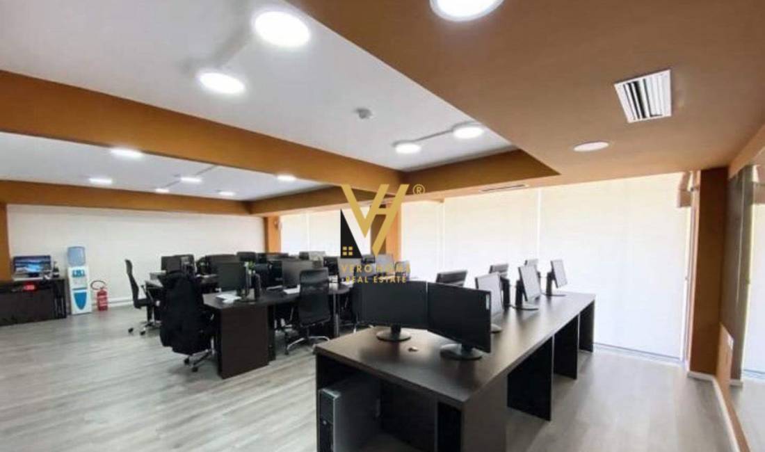 JEPET AMBIENT 200 M2 ME QERA NE BLLOK 3.000 EURO