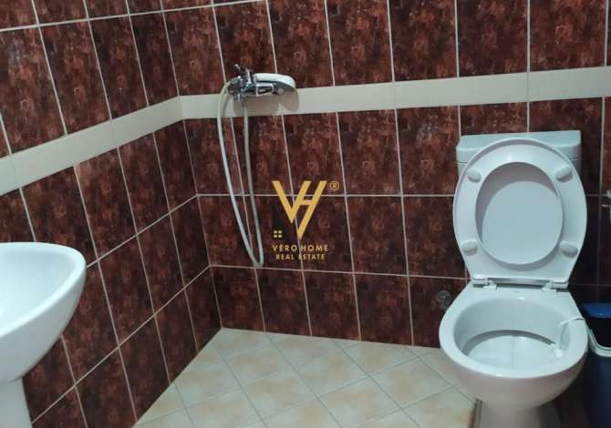 SHITET HOTEL TRE KATESHE EDHE TRUALL NE LEZHE 470.000 EURO