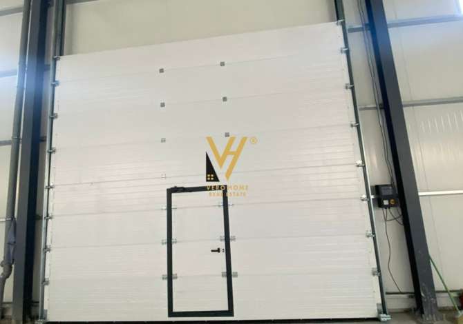 JEPET KAPANON 330 M2 ME QERA NE DOMJE 1.500 EURO