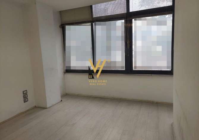 JEPET AMBIENT BIZNESI 140 M2 ME QERA TE BULEVARDI I RI 1.700 EURO