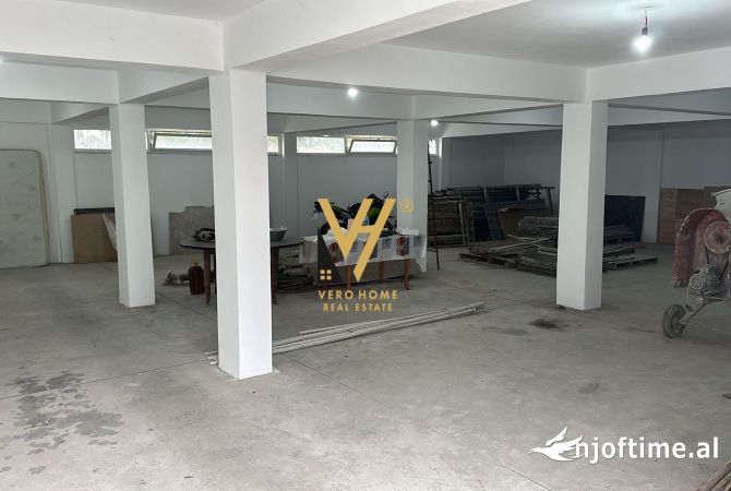 Business Property for Rent 1+1 in Tirana - 550 Euro