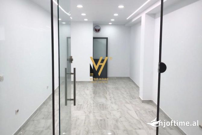 Business Property in Sale 1+1 in Tirana - 250,000 Euro