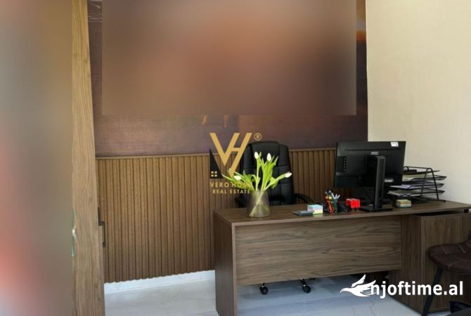 Business Property for Rent 1+1 in Tirana - 400 Euro