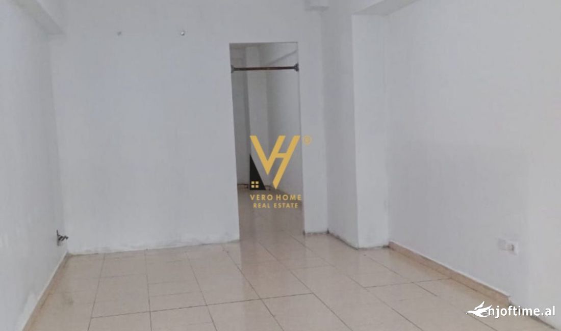 JEPET DYQAN 65 M2 ME QERA TE NISHARAKU 650 EURO