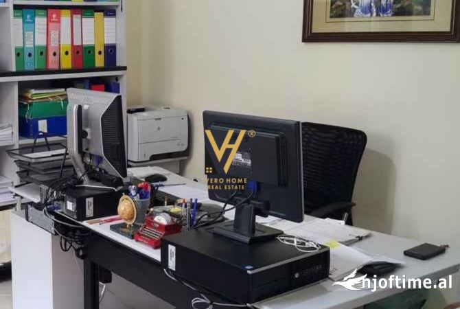 Business Property in Sale 1+1 in Tirana - 260,000 Euro