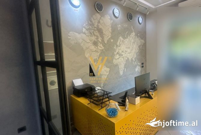 JEPET AMBIENT 50 M2 ME QERA TE MINISTRIA E JASHTME 1.100 EURO