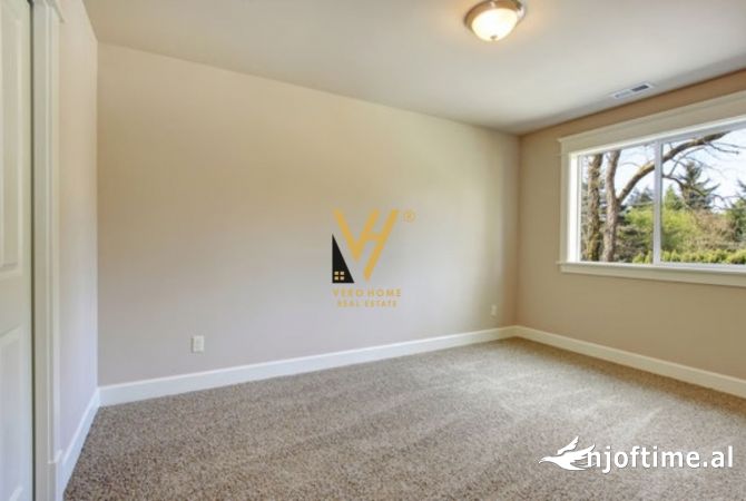 Business Property in Sale 1+1 in Tirana - 110,000 Euro