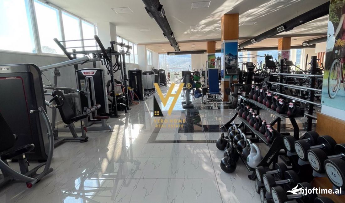 JEPET AMBIENT BIZNESI 3.000M2 ME QERA NE PEZE 4.000 EURO