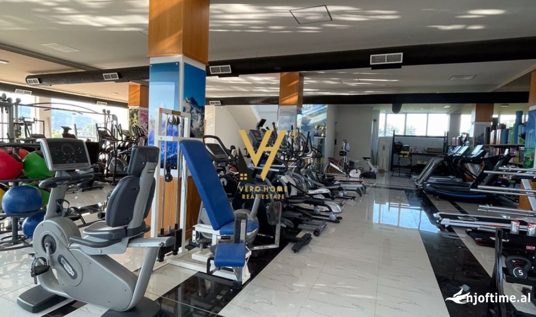 SHITET AMBIENT BIZNESI 3.000M2 NE PEZE 1.000.000 EURO