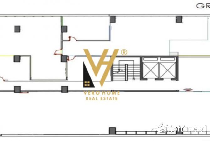 Ambiente Commerciale in Affitto 3+1 a Tirana - 9,300 Euro