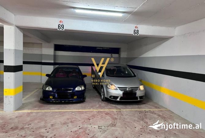 Business Property in Sale 4+1 in Tirana - 31,500 Euro