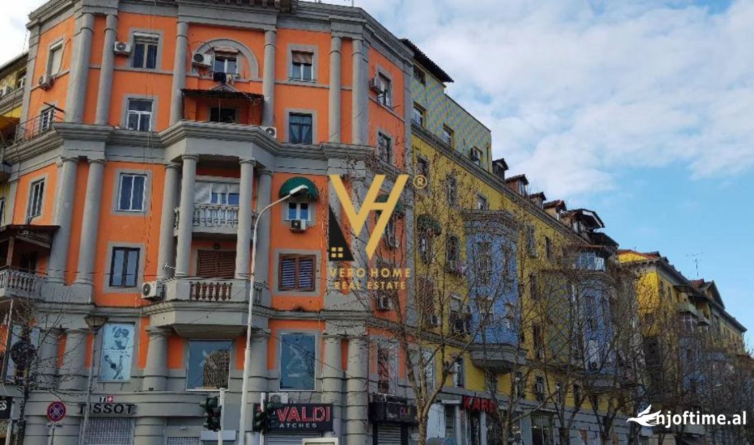 SHITET AMBJENT BIZNESI 105 M2 TE PALLATET AGIMI 375.000 EURO