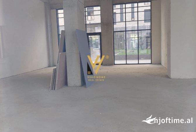 Business Property in Sale 1+1 in Tirana - 1,120,000 Euro