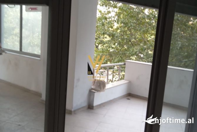 Business Property in Sale 1+1 in Tirana - 112,500 Euro