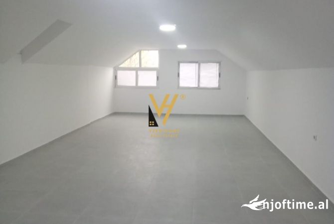 Business Property in Sale 1+1 in Tirana - 156,000 Euro