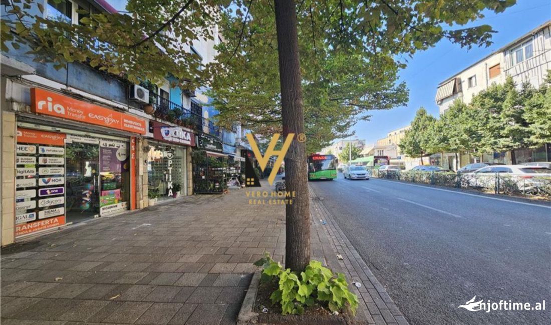 SHITET DYQAN 74 M2 TE RRUGA BARDHYL 410.000 EURO