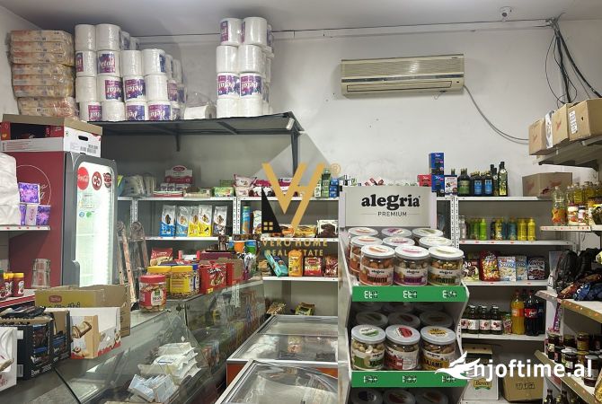 Ambiente Commerciale in Affitto 1+1 a Tirana - 800 Euro