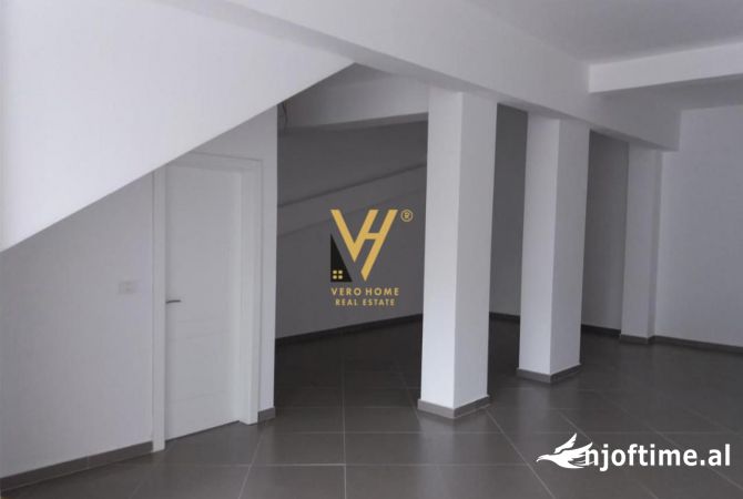 Business Property in Sale 1+1 in Tirana - 160,000 Euro