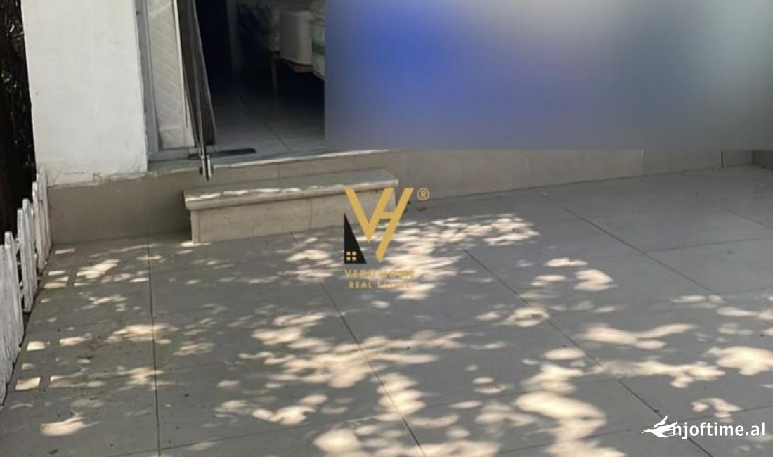 JEPET DYQAN 26 M2 ME QERA TE RRUGA ALI DEMI 350 EURO