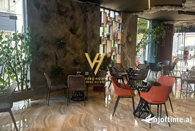 SHITET BAR- LOUNGE 186 M2 TE RRUGA E DAJTIT, FRESK 220.000 EURO