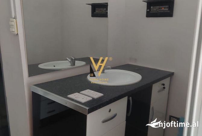 JEPET ZYRE 37 M2 ME QERA TE ISH MINISTRIA E JASHTME 400 EURO