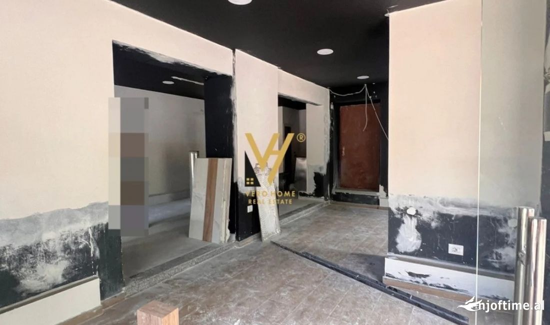 SHITET DYQAN 80M2 TEK 21 DHJETORI 750.000 EURO