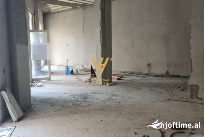 Business Property in Sale 1+1 in Tirana - 198,000 Euro