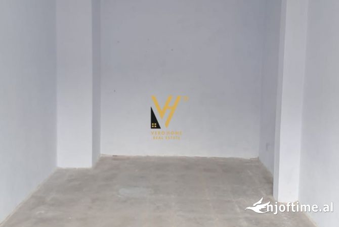 Business Property in Sale 1+1 in Tirana - 100,000 Euro