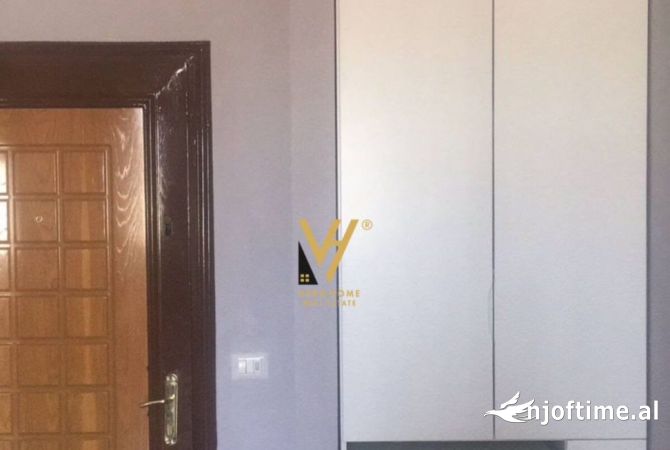 Shtepi me qera Apartament ne Durres, 1+1, Mobilimi Pjeserisht e mobiluar, Pagesa 45,000  Leke.