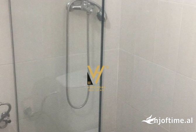 Shtepi me qera Apartament ne Durres, 1+1, Mobilimi Pjeserisht e mobiluar, Pagesa 45,000  Leke.